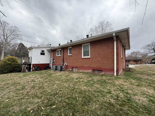 109 Duke St, Ashland City, TN 37015