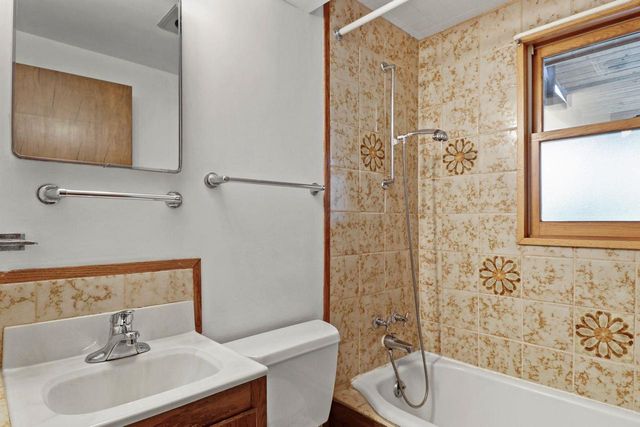 4017 Meyer Avenue, Madison, WI 53711