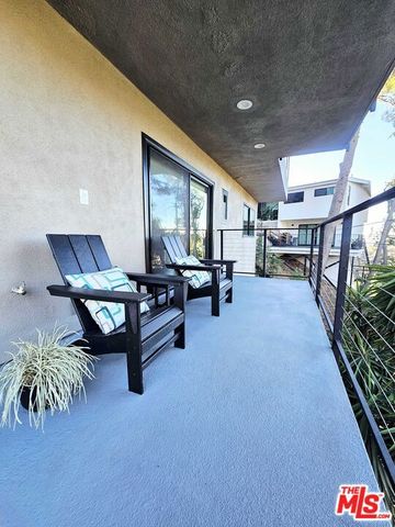 6194 Rodgerton Drive, Los Angeles, CA 90068