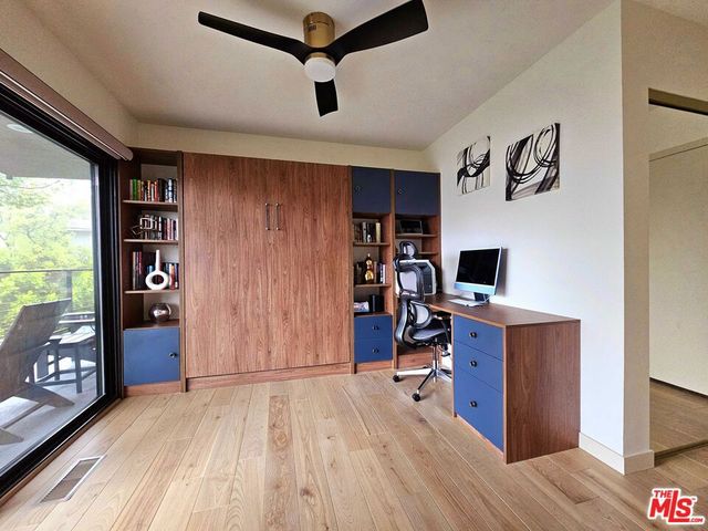 6194 Rodgerton Drive, Los Angeles, CA 90068