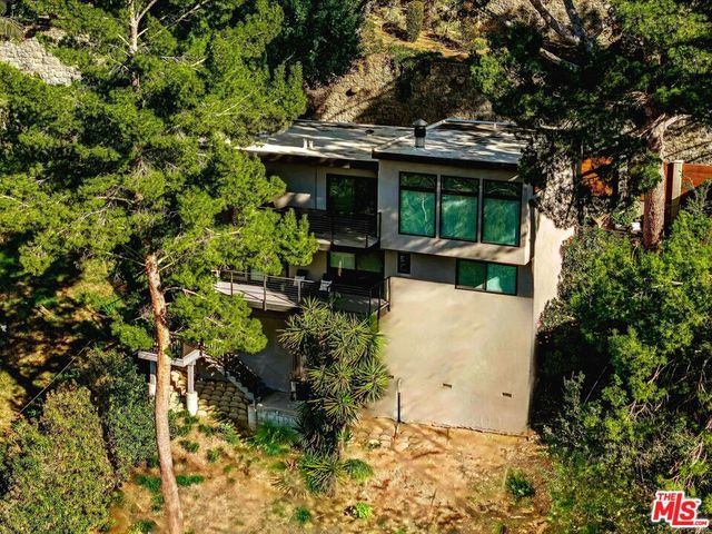 6194 Rodgerton Drive, Los Angeles, CA 90068