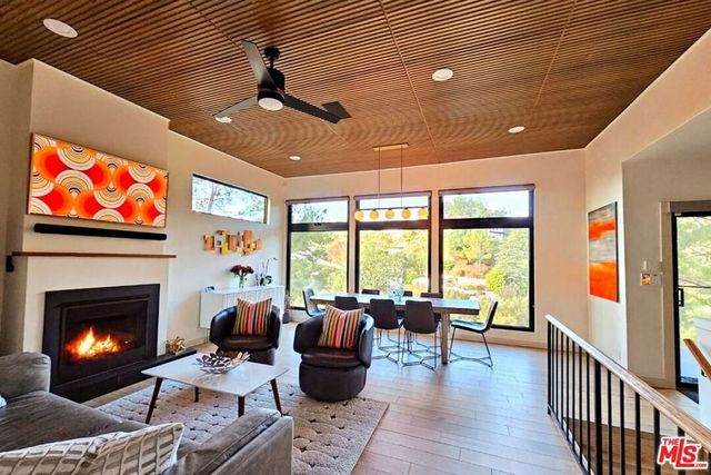 6194 Rodgerton Drive, Los Angeles, CA 90068