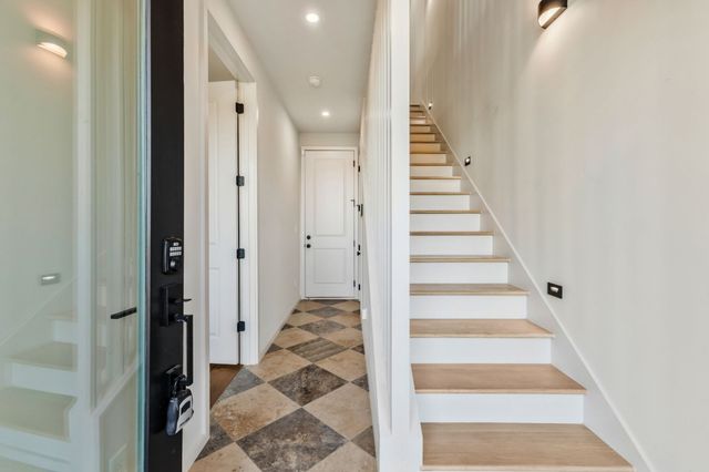 106 Grizzard Ave Apt 3, Nashville, TN 37207