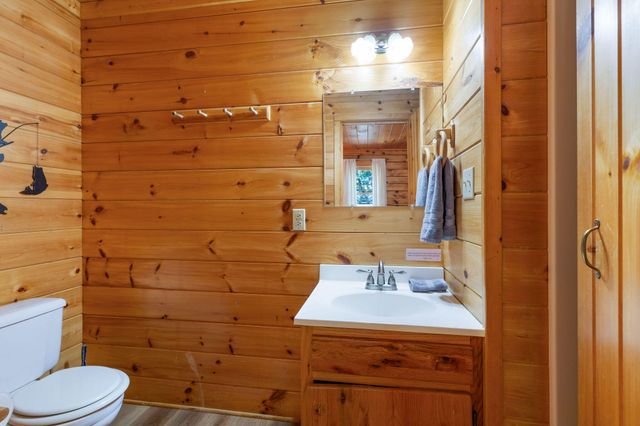 22410 White Rock Lane, Shell Knob, MO 65747