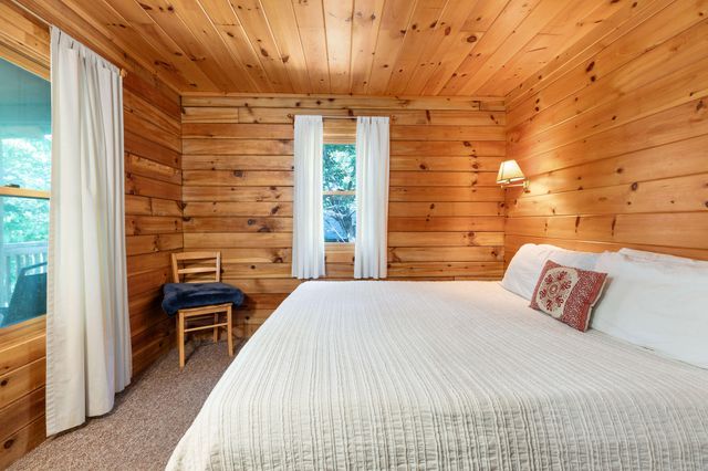 22410 White Rock Lane, Shell Knob, MO 65747