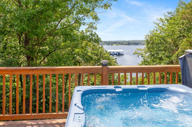 22410 White Rock Lane, Shell Knob, MO 65747