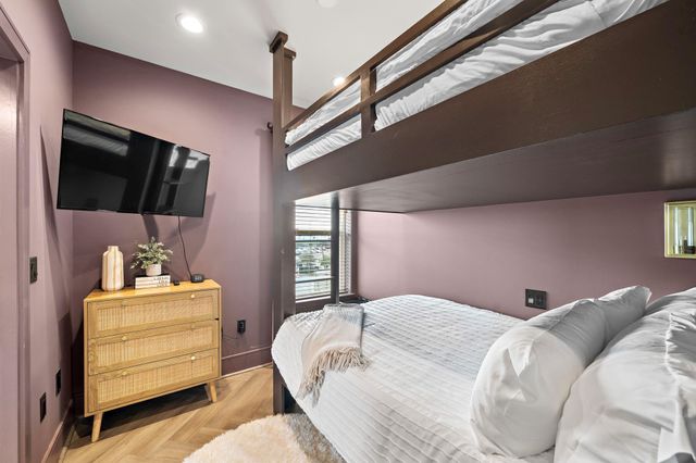 2307 Bernardo De Galvez Avenue, Galveston, TX 77550