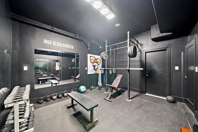 2307 Bernardo De Galvez Avenue, Galveston, TX 77550