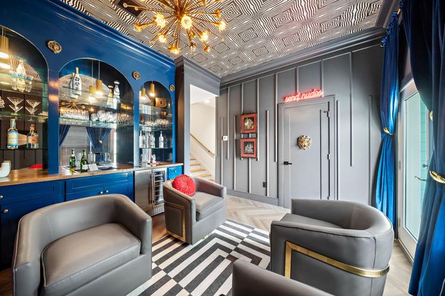 2307 Bernardo De Galvez Avenue, Galveston, TX 77550