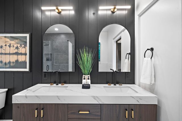 2307 Bernardo De Galvez Avenue, Galveston, TX 77550