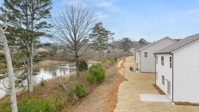 306 Thompson Ridge Lane, Dallas, GA 30132