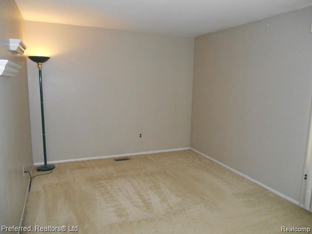 22812 Talford Street, Novi, MI 48375