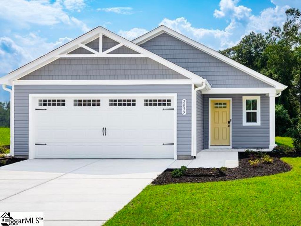 259 Irish Vine Walk, Woodruff, SC 29388