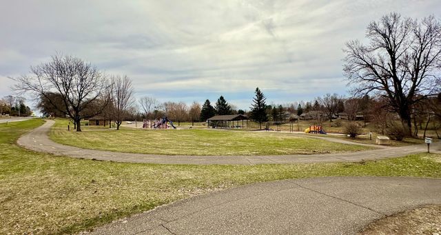 434 E 11th Street I, New Richmond, WI 54017