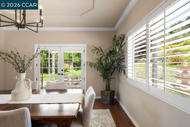 825 Bertram St, Walnut Creek, CA 94598