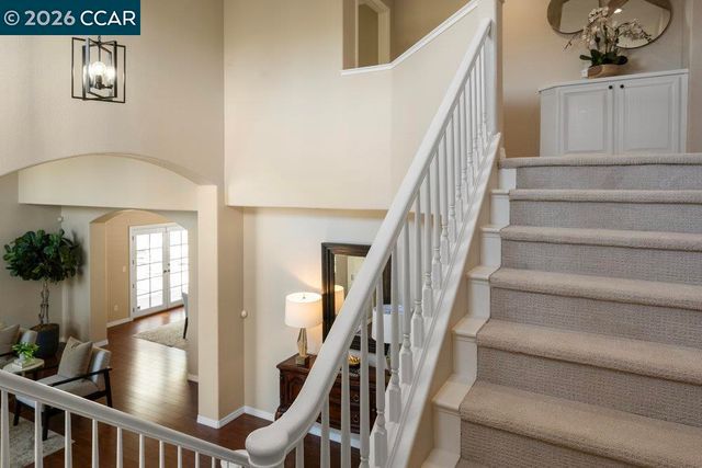 825 Bertram St, Walnut Creek, CA 94598