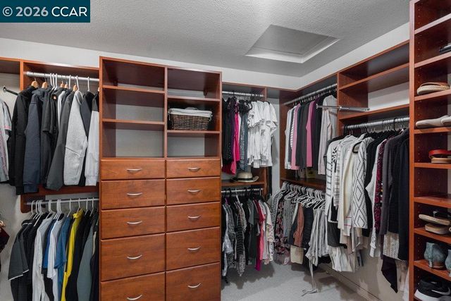 825 Bertram St, Walnut Creek, CA 94598