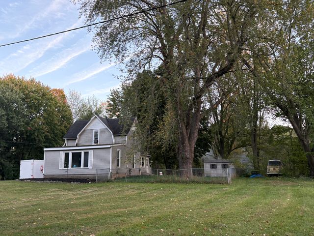 4436 Fennessey Street Sw, City Of Walker, MI 49534