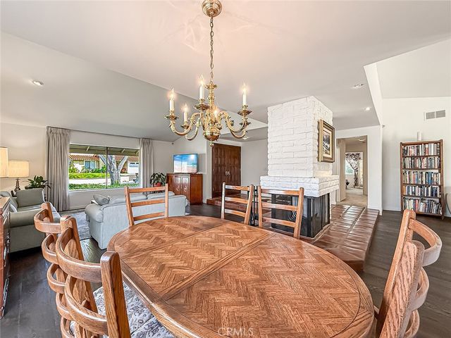 933 Ranch House Road, Westlake Village, CA 91361