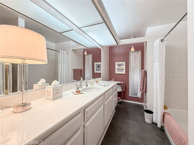 933 Ranch House Road, Westlake Village, CA 91361