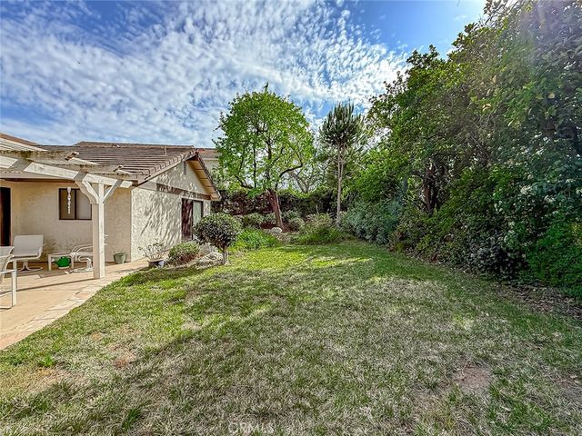 933 Ranch House Road, Westlake Village, CA 91361