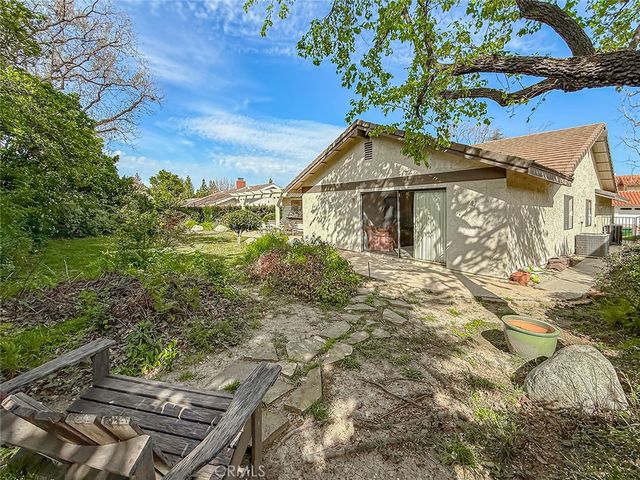933 Ranch House Road, Westlake Village, CA 91361