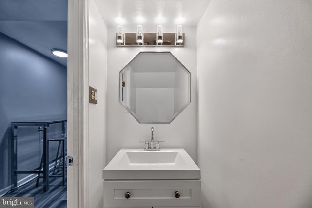 1802 WINDING WAY, Clementon, NJ 08021