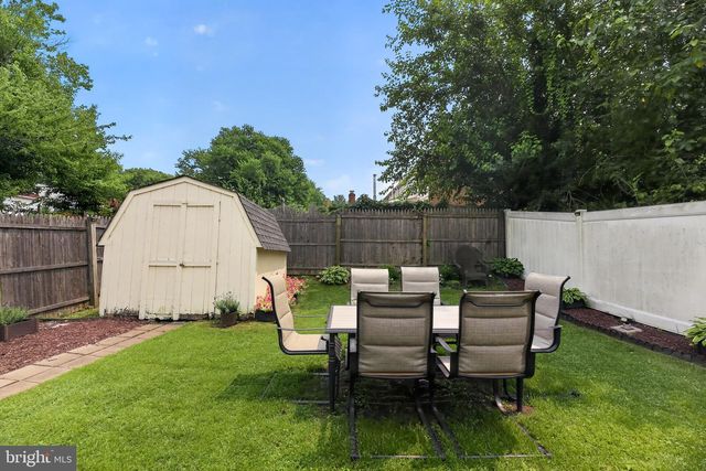 1802 WINDING WAY, Clementon, NJ 08021