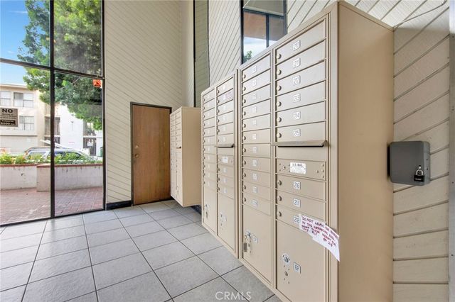 20234 Cantara Street 314, Winnetka, CA 91306