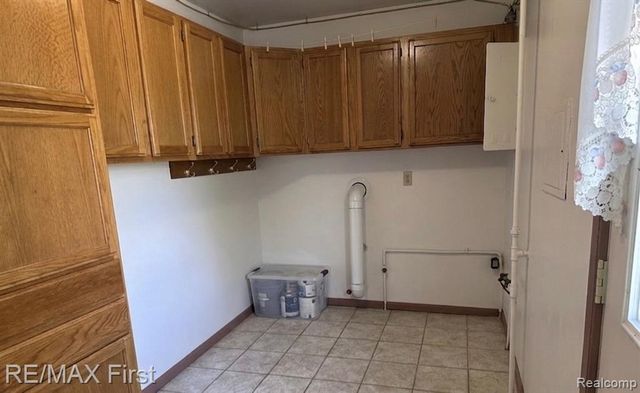 26451 Greenleaf Street, Roseville, MI 48066