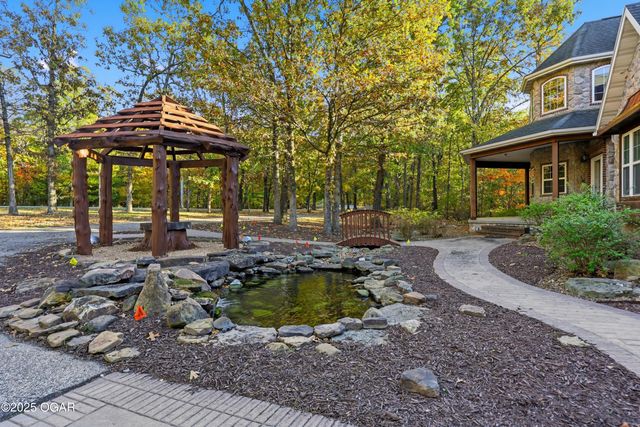 4712 Goldfinch Road, Joplin, MO 64804