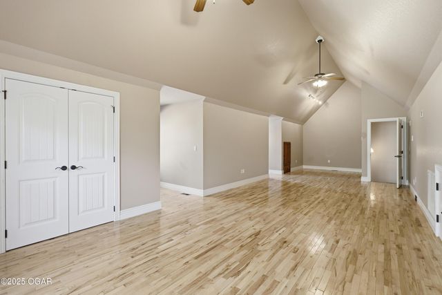 4712 Goldfinch Road, Joplin, MO 64804