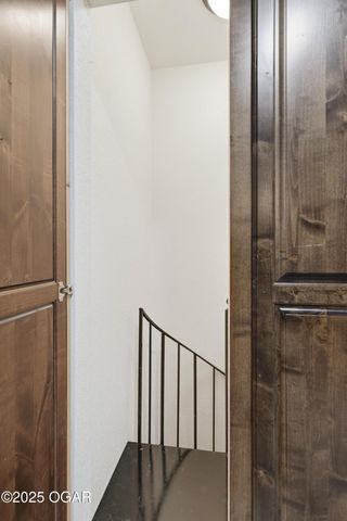 4712 Goldfinch Road, Joplin, MO 64804