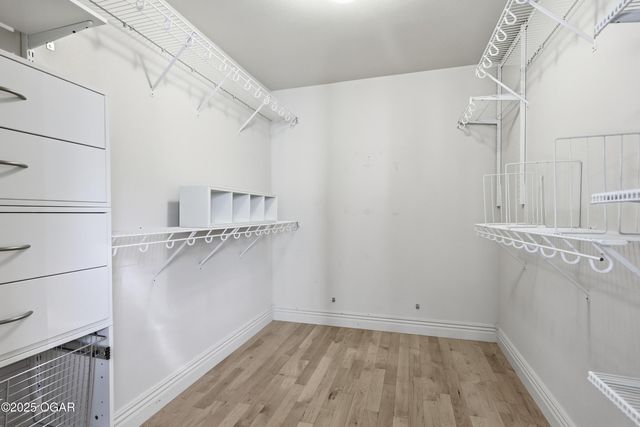 4712 Goldfinch Road, Joplin, MO 64804