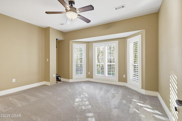 4712 Goldfinch Road, Joplin, MO 64804