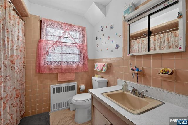 65 Crosby Avenue, Paterson, NJ 07502