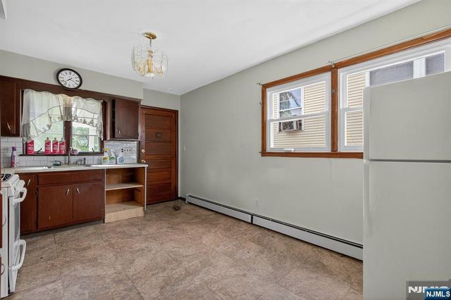 65 Crosby Avenue, Paterson, NJ 07502