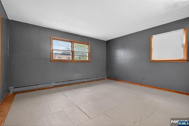 65 Crosby Avenue, Paterson, NJ 07502