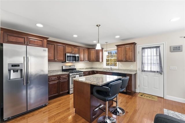 1027 Providence Street 4B, West Warwick, RI 02893