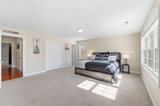 1027 Providence Street 4B, West Warwick, RI 02893