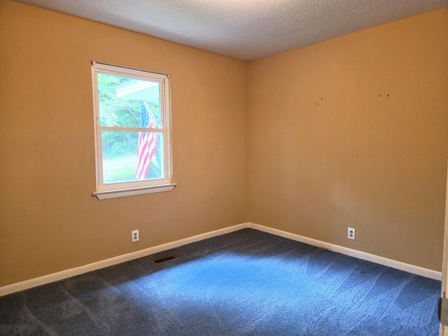 731 Larkwood Drive, Tunnel Hill, GA 30755