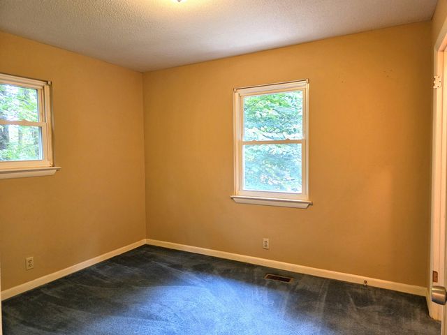 731 Larkwood Drive, Tunnel Hill, GA 30755