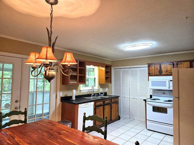 731 Larkwood Drive, Tunnel Hill, GA 30755