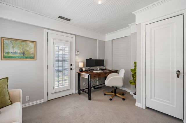 5542 McCommas Boulevard, Dallas, TX 75206