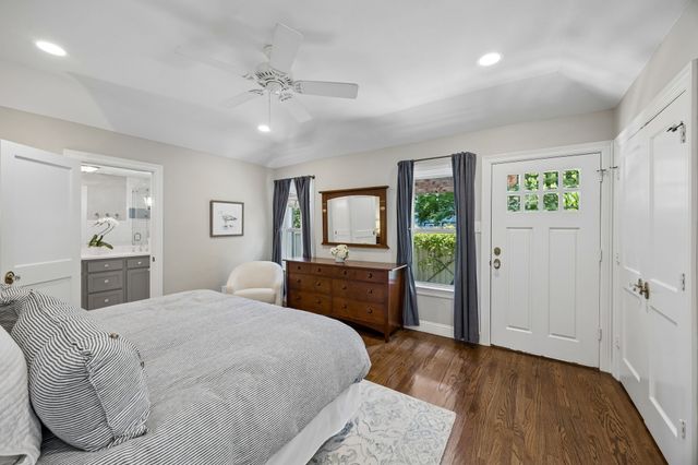 5542 McCommas Boulevard, Dallas, TX 75206