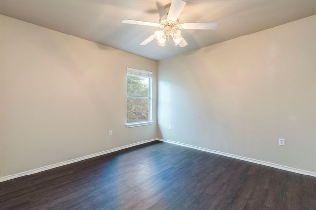 8712 Dittmar Oaks DR, Austin, TX 78748