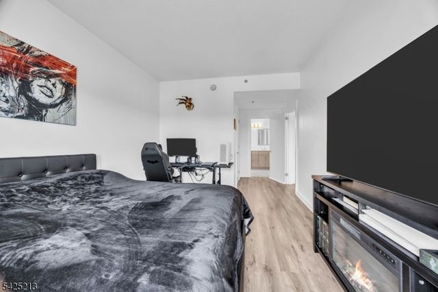 1 Carriage City Plz 1620, Rahway City, NJ 07065