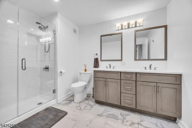 1 Carriage City Plz 1620, Rahway City, NJ 07065