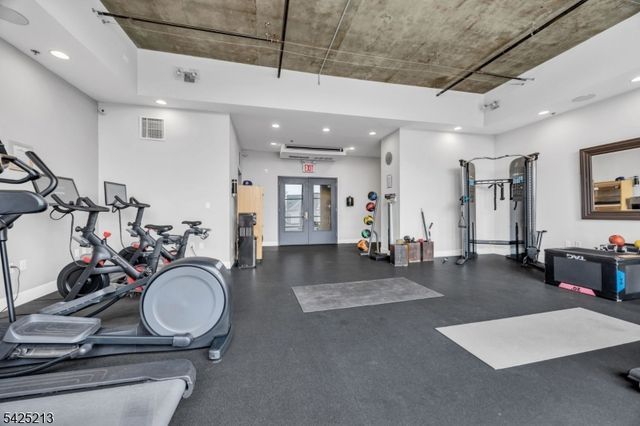 1 Carriage City Plz 1620, Rahway City, NJ 07065