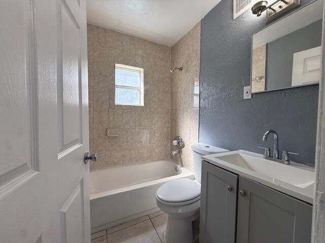 1913 Division Avenue, West Palm Beach, FL 33407